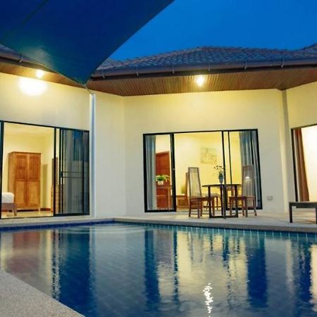 Anb Poolvilla 3Br Walk Private Beach In Pratamnak Pattaya Exterior photo
